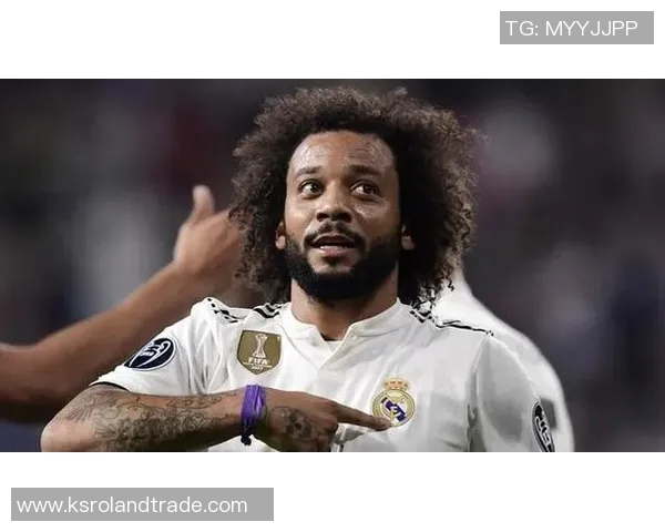 5号足球后卫球星:他在场上的防守艺术与领导力如何影响比赛结果 5号足球后卫球星:他在场上的防守艺术与领导力如何影响比赛结果